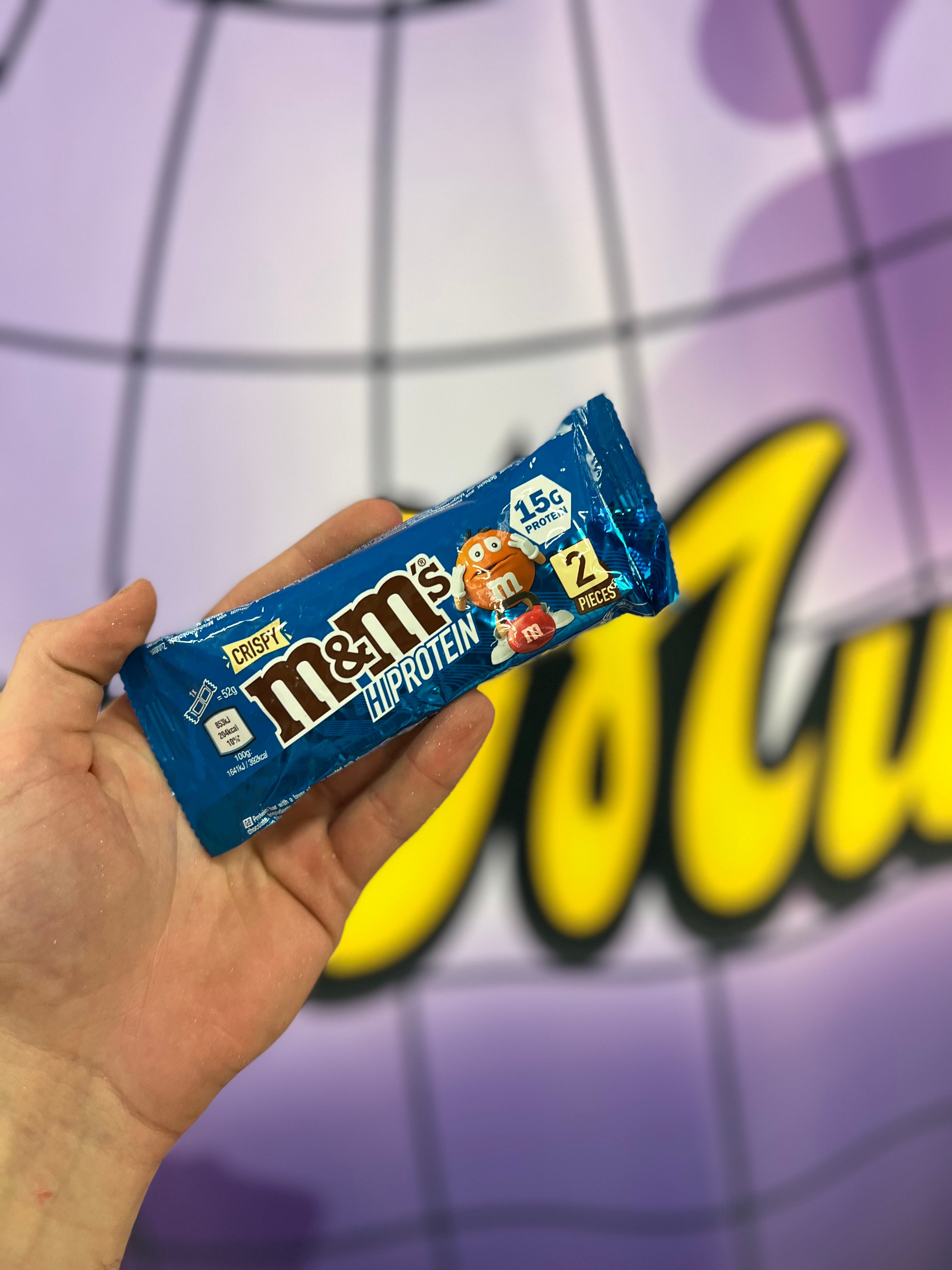 M&Ms crispy hi protein bar