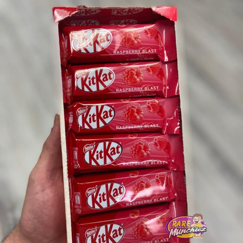 KitKat Raspberry Blast “Dubai” - RareMunchiez