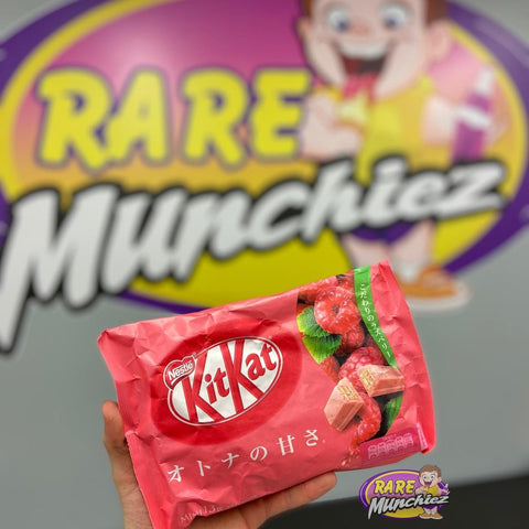 KitKat raspberry - RareMunchiez